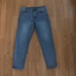 Grace & Lace Mom Jean